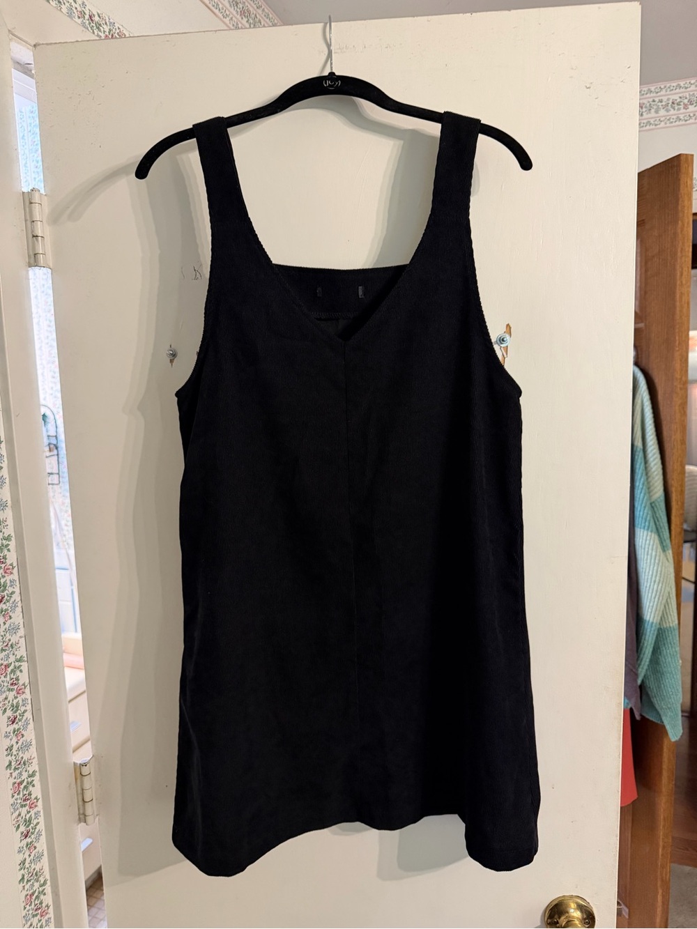 Women’s Black Sleeveless Corduroy Dress